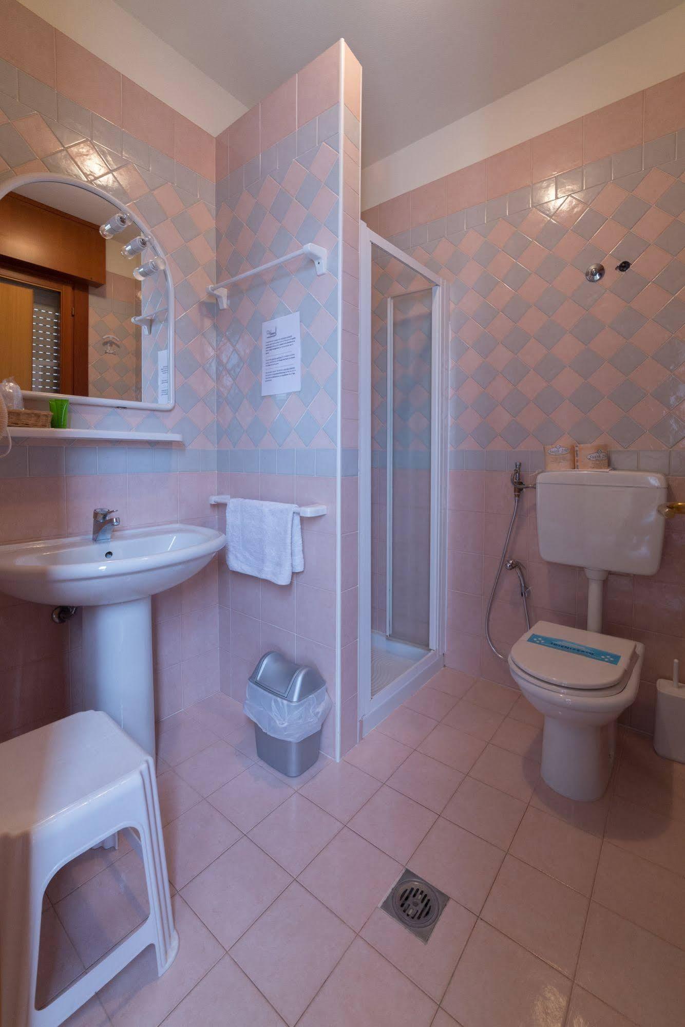ביביונה Hotel Airone (Adults Only) מראה חיצוני תמונה