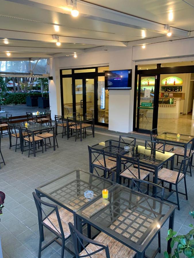 ביביונה Hotel Airone (Adults Only) מראה חיצוני תמונה